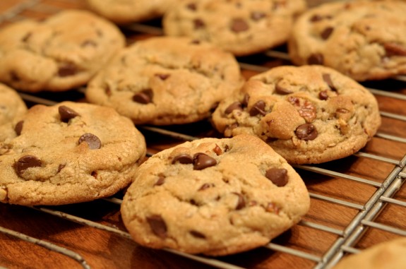 levana-cooks-gluten-free-chocolate-chip-cookies