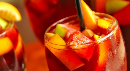 levana-cooks-best-sangria-recipe
