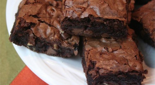 levana-cooks-OSEM-MATZAH-PECAN-BROWNIE