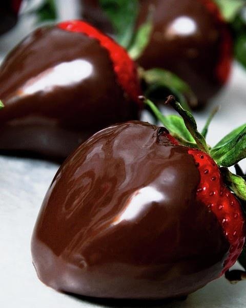 Chocolate Dipped Strawberries