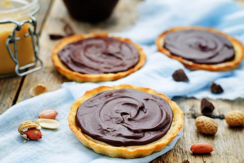 chocolate peanut butter pie