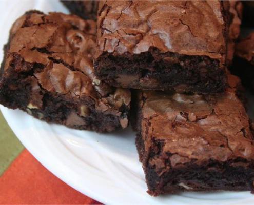 levana-cooks-OSEM-MATZAH-PECAN-BROWNIE