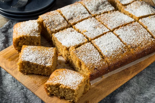 Applesauce cake